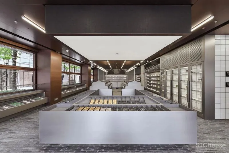 上海·“HARMAY話梅”美妆店设计 AIM