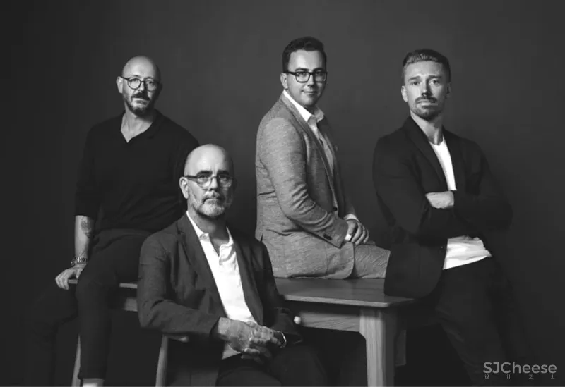 极简白的精装设计,越简洁越高级!