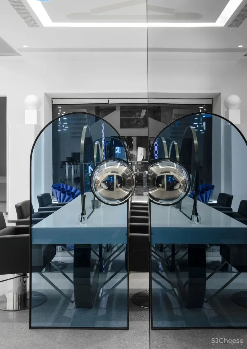 埃舍尔与球,美学沙龙 宁工设计