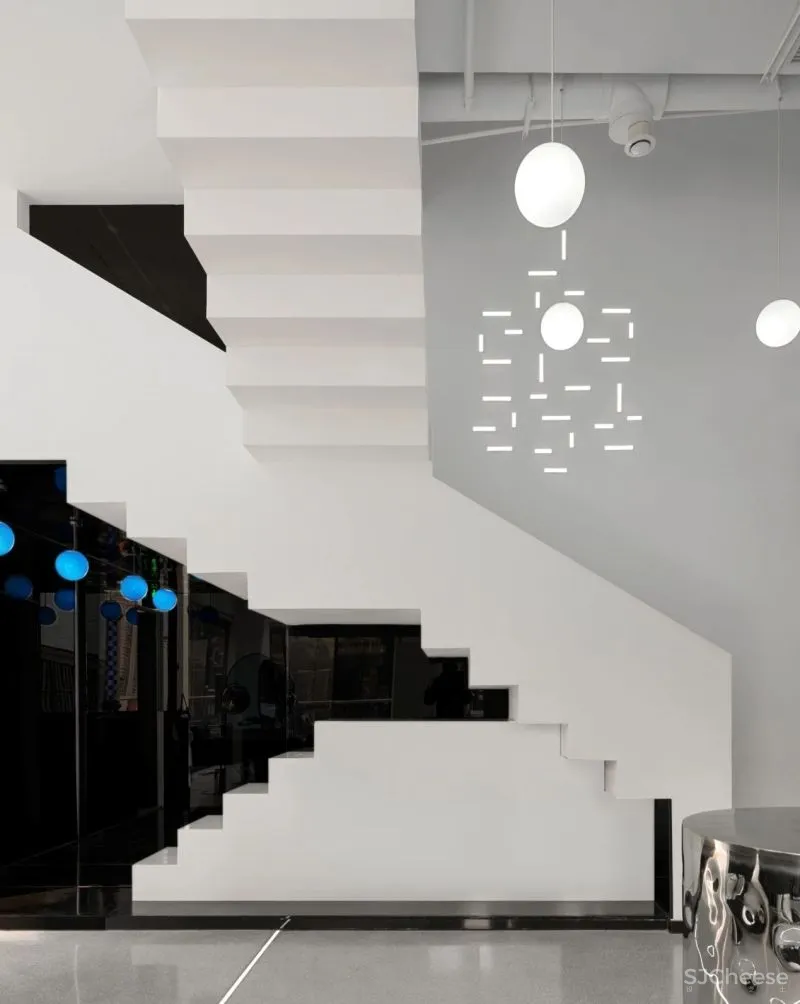 埃舍尔与球,美学沙龙 宁工设计