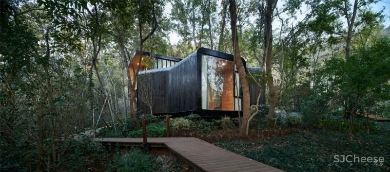 新作 四个隐于山林的温泉小屋