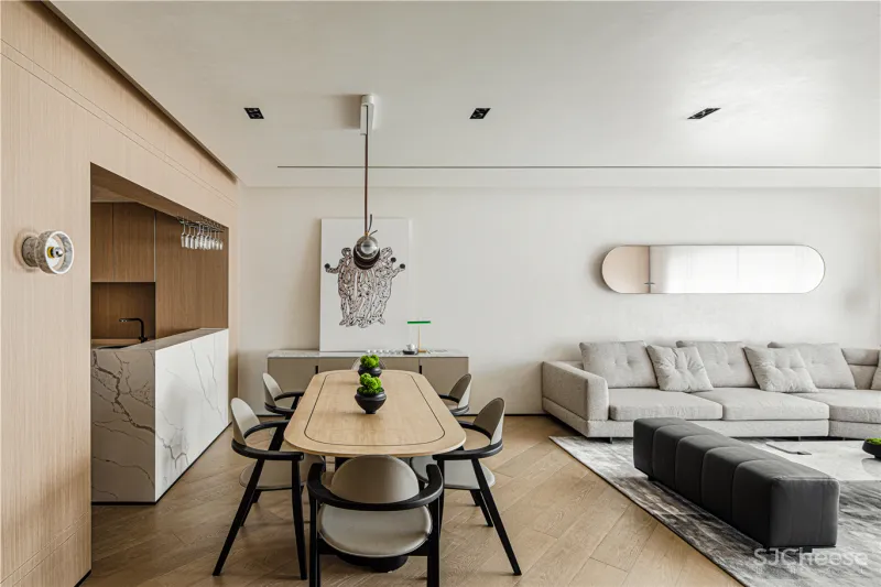 一个人的豪宅!90小伙买下195㎡江景房,猫房装「空调」,真的凡尔赛!