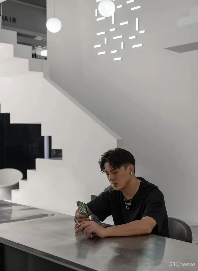 埃舍尔与球,美学沙龙 宁工设计