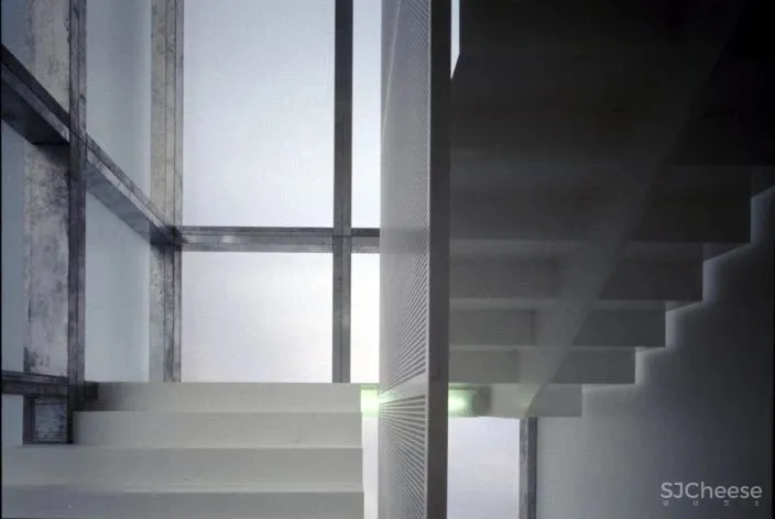 Louis Vuitton日本旗舰店新开幕,全定制艺术介入 X 顶奢大品牌