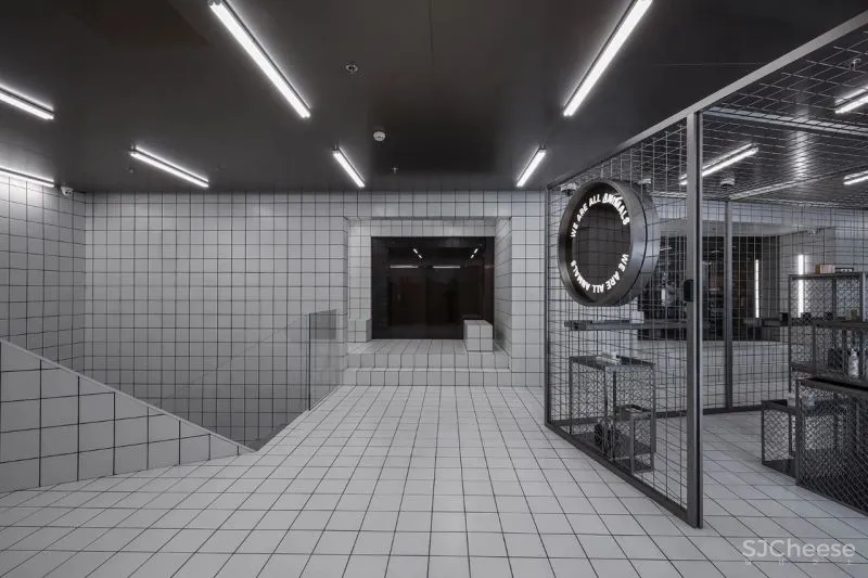 上海·“HARMAY話梅”美妆店设计 AIM