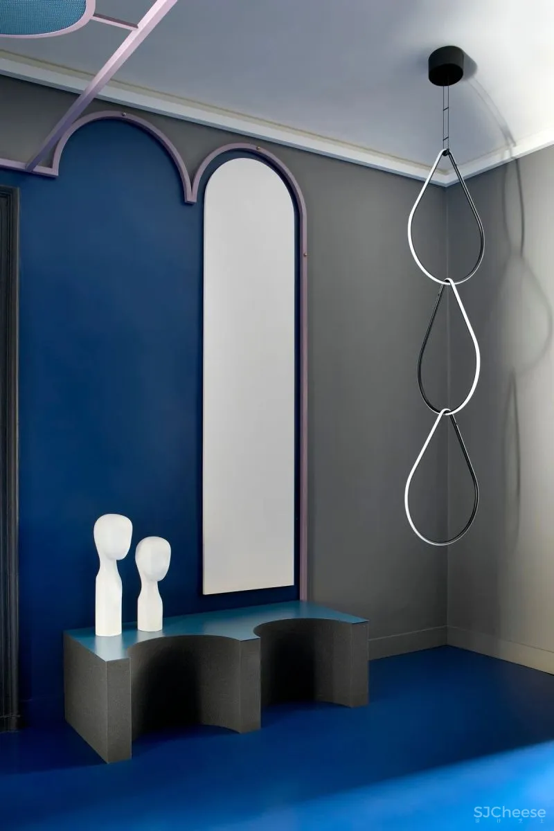 充满蓝调的公寓,用色太前卫了!