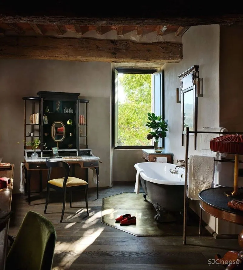 永 恒 的 静 修 一千多年历史的意大利城堡庄园酒店揭幕!