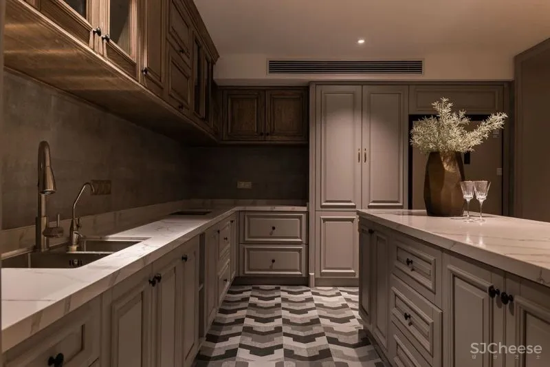 680m²别墅设计，魔幻迪厅的雅致蜕变秀 陈尹周「星作」