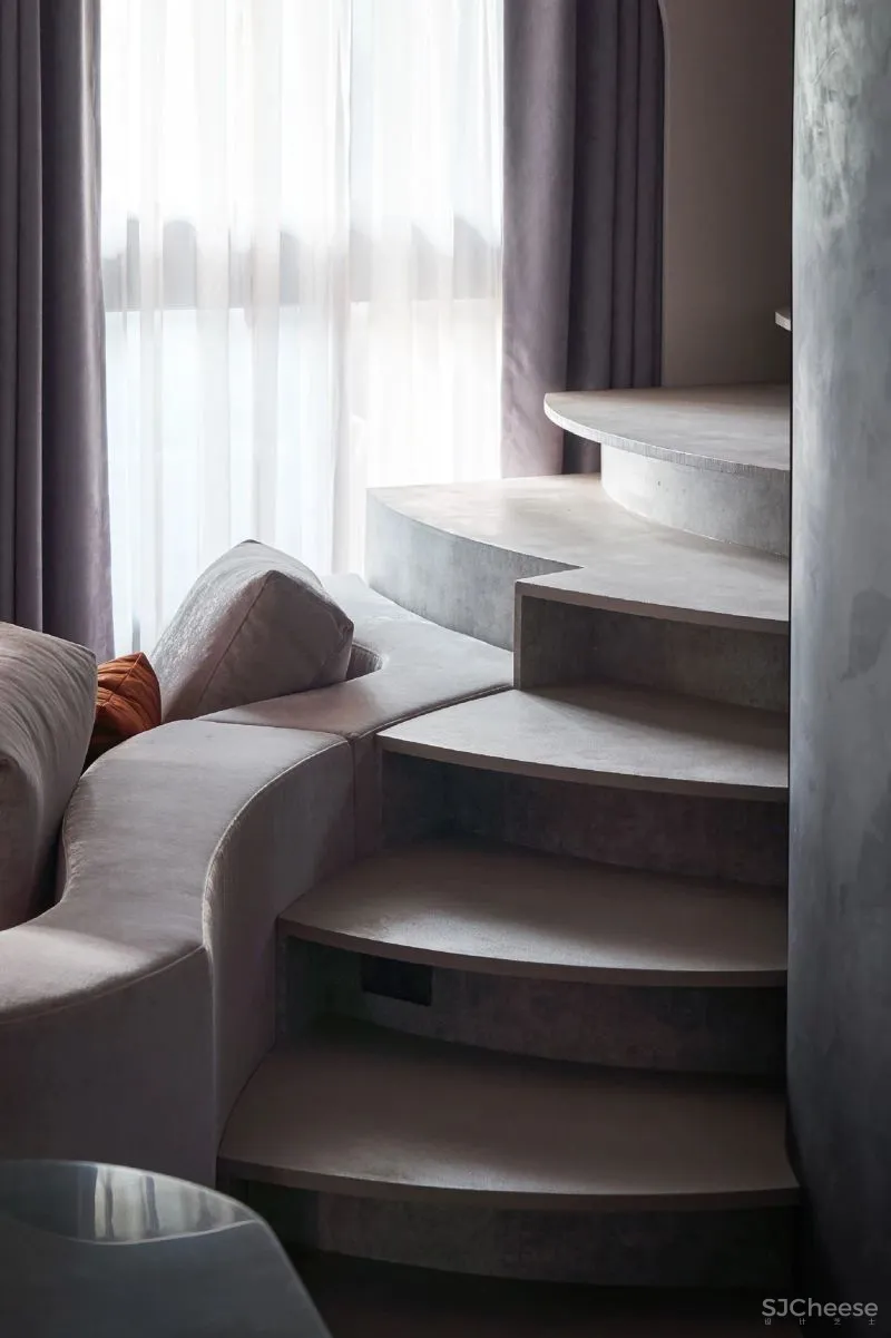 57㎡单人公寓,现代工业风错层空间