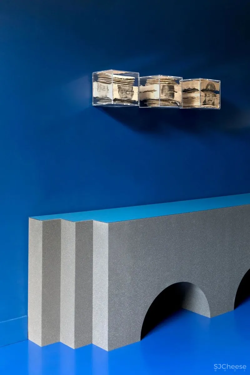 充满蓝调的公寓,用色太前卫了!