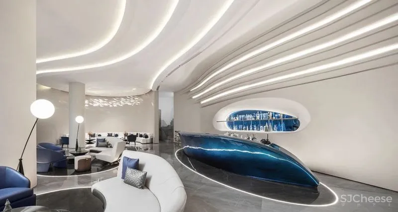 CLV赛拉维 首创成都禧瑞光华,曲线属于上帝 !