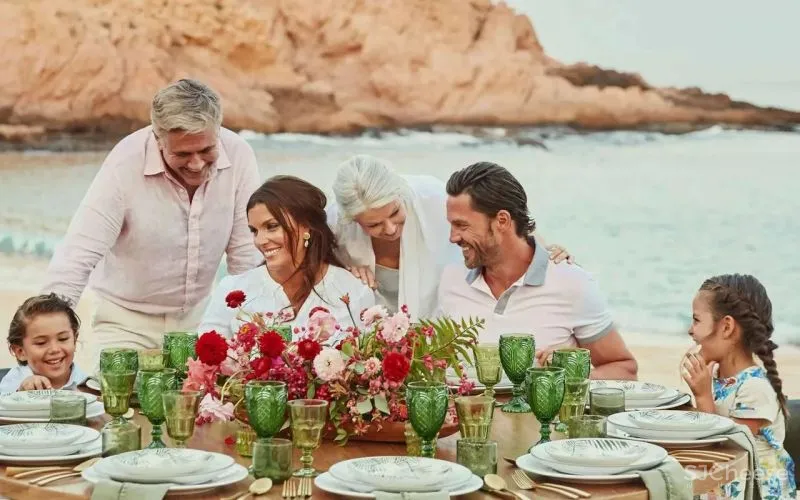 蒙太奇洛斯卡沃斯酒店