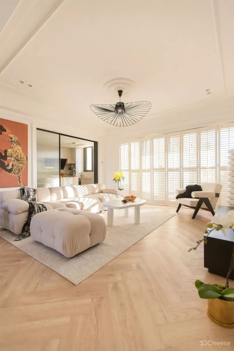 深圳夫妇买下143㎡,两户型打通 厨房合并,勾勒优雅“法式风情”!