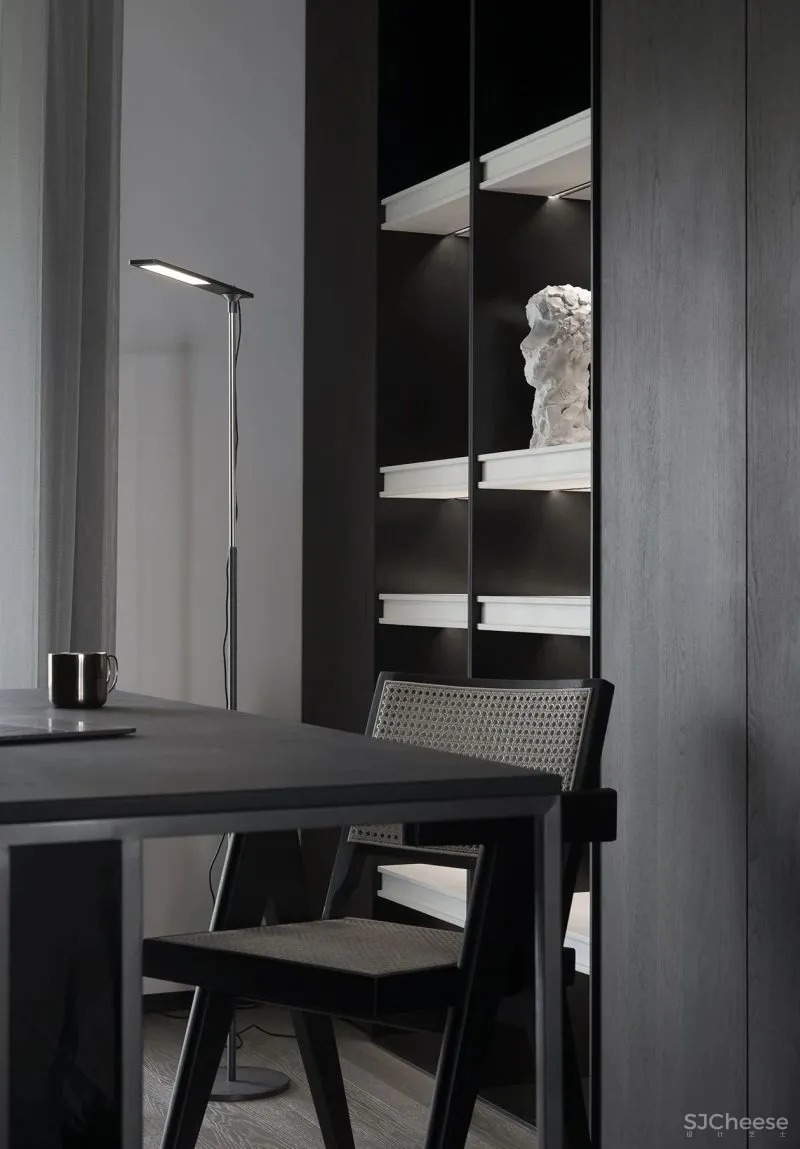 黑暗里的温和纯粹,回归空间的素净情怀 墨然设计
