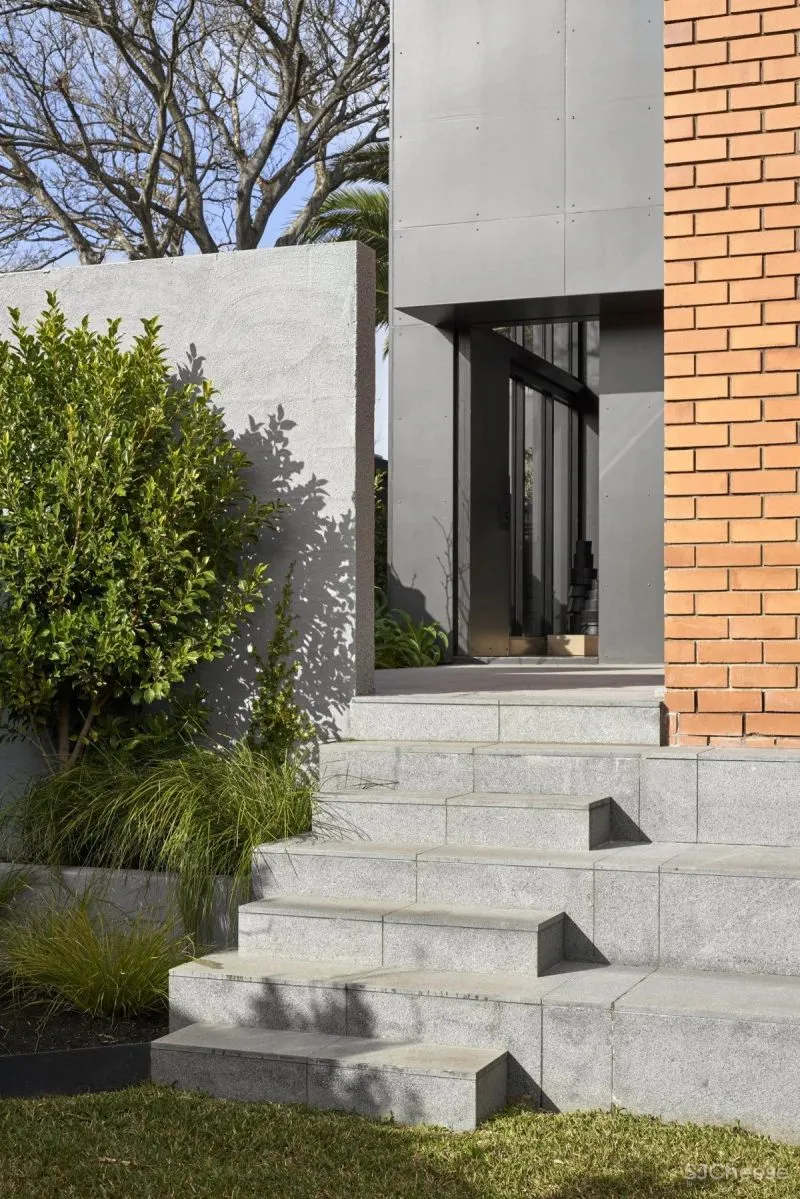 【Coy Yiontis】功能与美学的无缝衔接