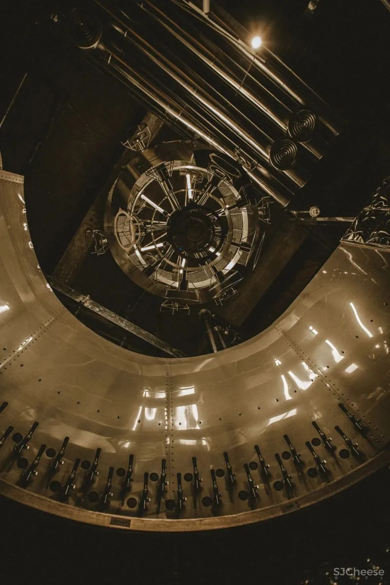 12SQUARE新作18号酒馆天目里店