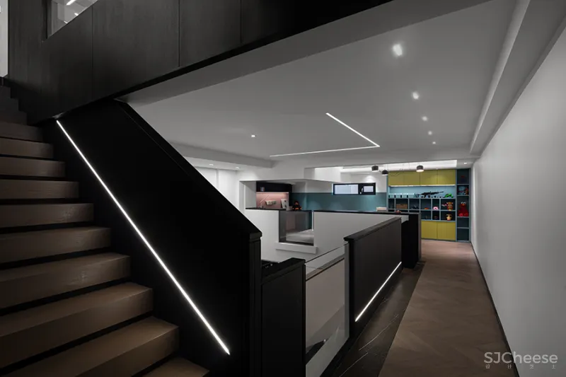 凌聚设计 • 宅，跟着感觉走