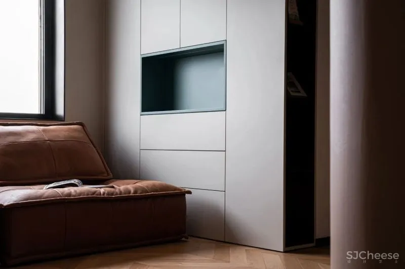 117㎡普通户型“重生”,4米大岛台、投影、收纳...美到认不出!