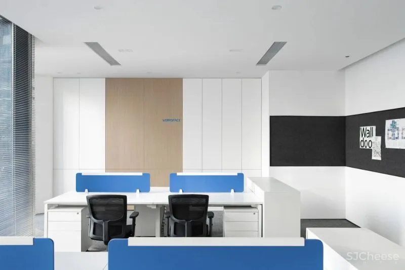 知白设计 × 餐盟严选:盒中绿意,21棵树的办公空间