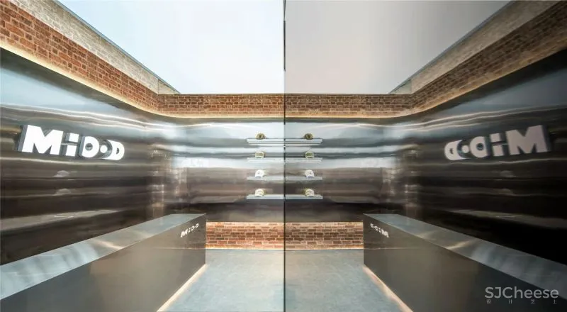 新一代广州时尚潮人对服装的环境和空间有着新的理解和诠释