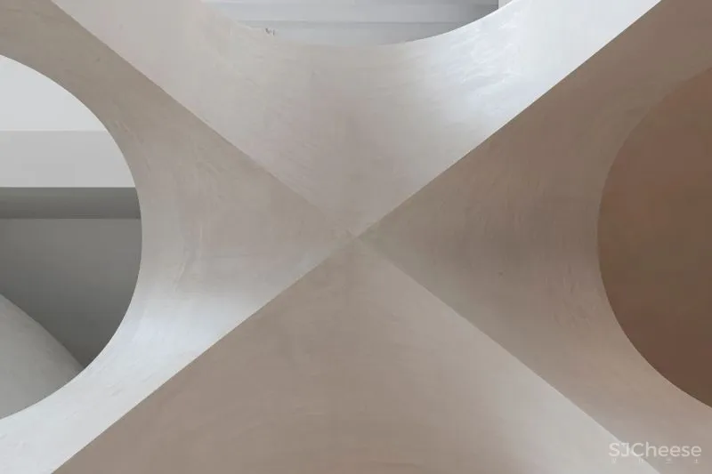 空间美学达到极致，让进入者在精神层面被感知