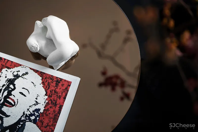 LESTYLE 乐尚设计:254㎡艺术住宅,家的鎏金光影!