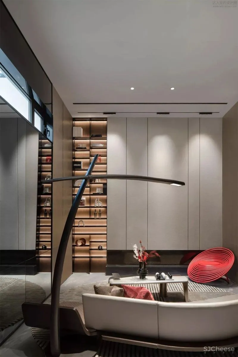 摇滚红与黑 元禾大千新作