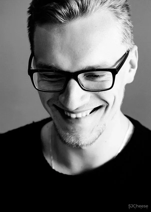 90㎡黑色沉稳，豪宅范儿十足