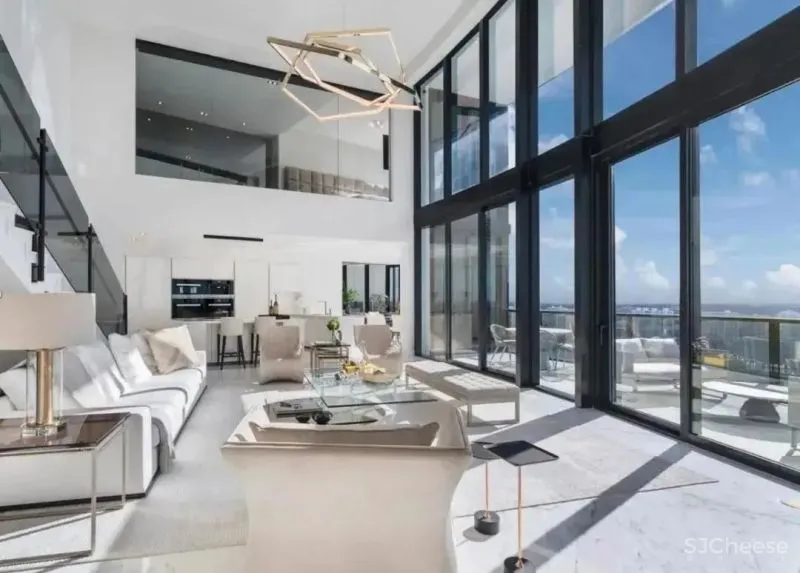 全球唯一保时捷豪宅大楼,跑车直接开进去