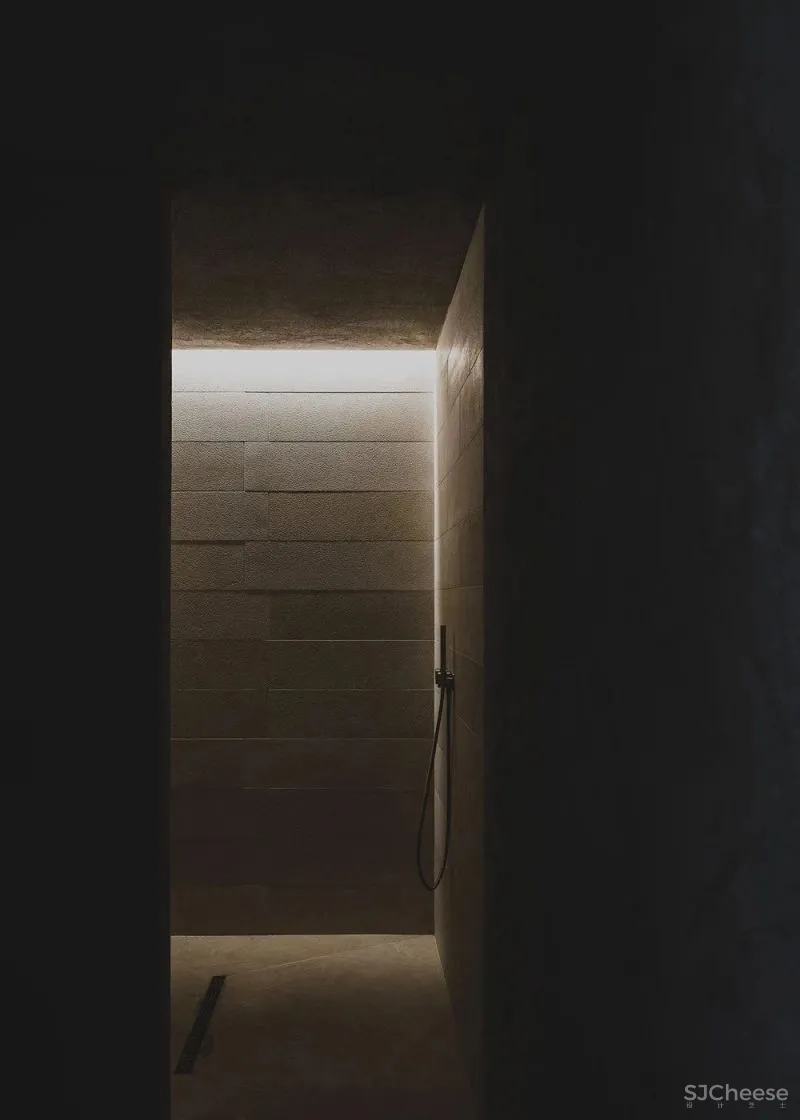 【MORQ】野性十足的原生自然建筑