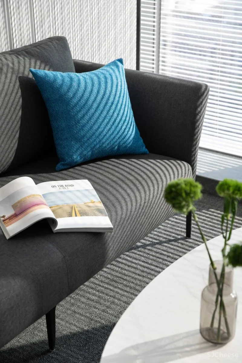 知白设计 × 餐盟严选:盒中绿意,21棵树的办公空间