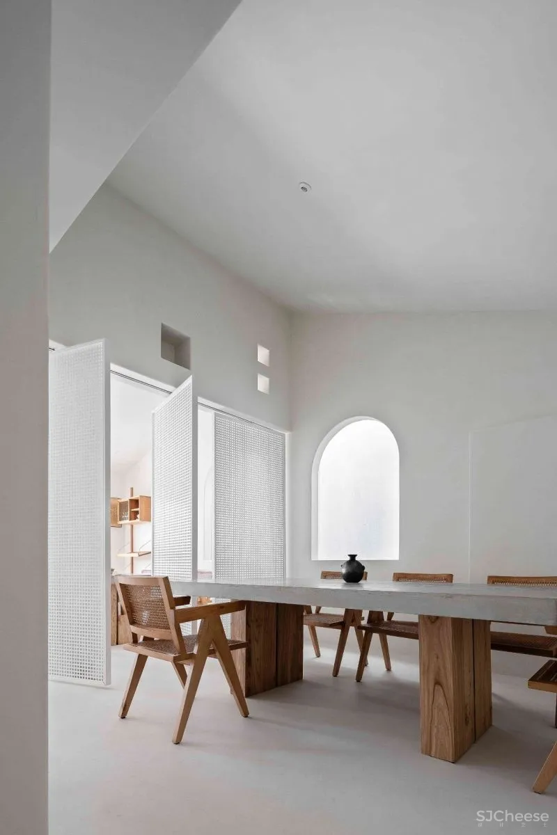 400㎡极简白咖啡馆,重塑建筑几何之美 一野设计