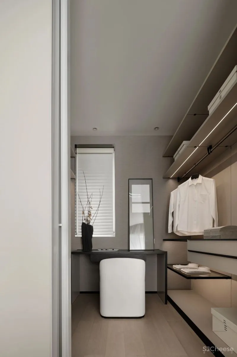 光魅 唐忠汉新作