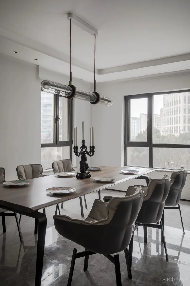 空间连通却互不干扰,全屋隐形收纳,上海190㎡大平层到底什么样?