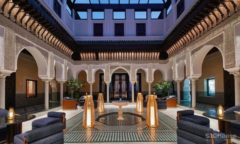 摩洛哥传奇网红酒店被翻新!简直是天方夜谭里的宫殿