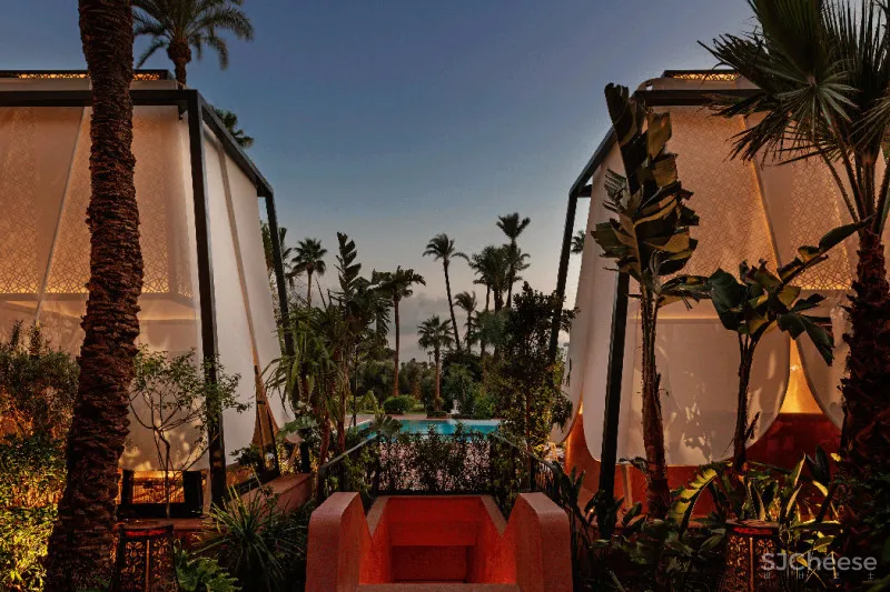 摩洛哥传奇网红酒店被翻新!简直是天方夜谭里的宫殿