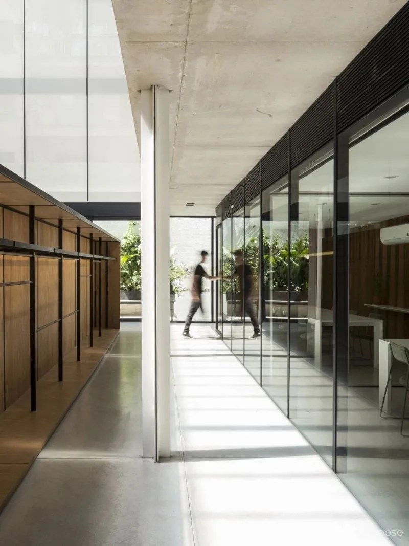 新作 开放式平面优化工作模式 Soler 4733办公室 Ana Sol Smud