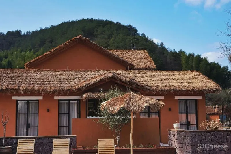 独家首发!江浙沪超野奢摩洛哥风情民宿,面朝湖泊坐拥田园,开业就吸引爆火综艺来录制!