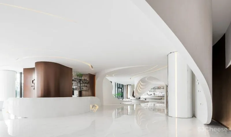 刘荣禄新作|生活艺术馆 「穿行宇宙的星际航母」