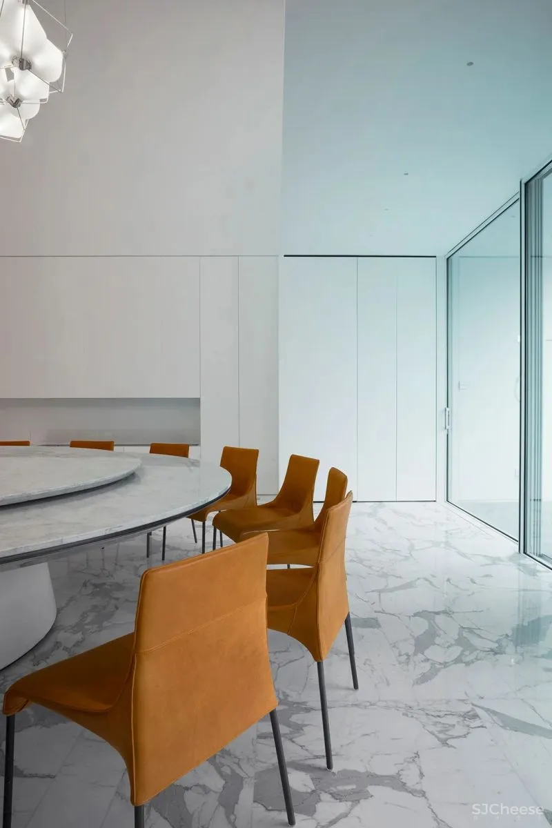 SETONE DESIGN 极简白，破坏与重构