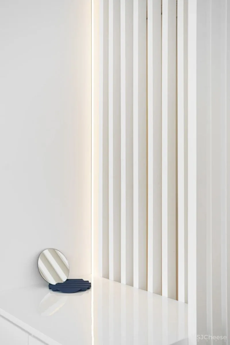 130㎡纯白居所，温度正好的理性极简