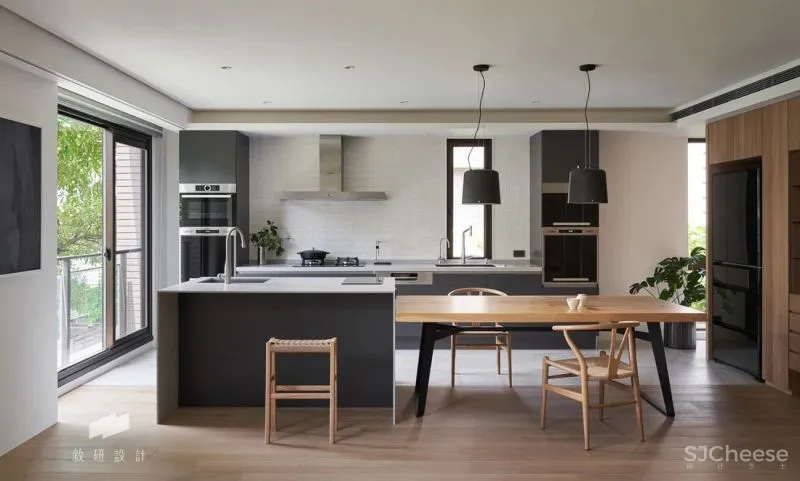 165㎡原木复式,温暖质感