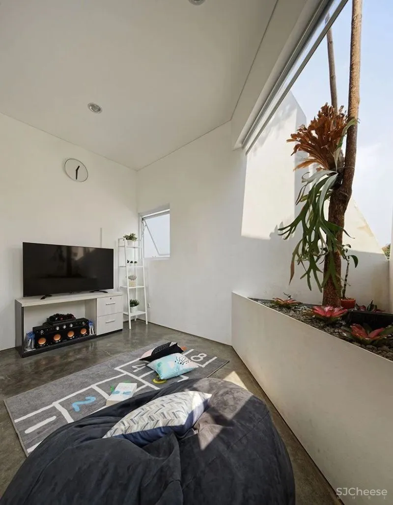 印度尼西亚，雅加达，“双胞胎”住宅 DELUTION