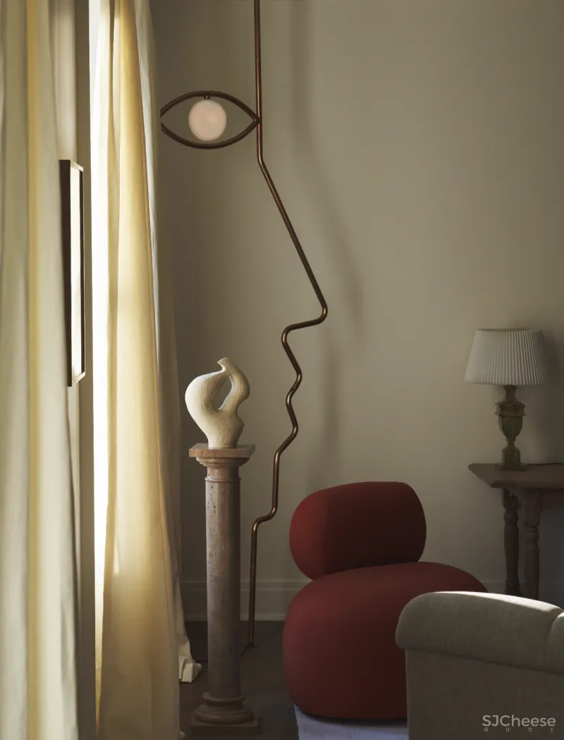 5000多万的四居室豪宅,百年历史,美女设计师操刀,网友:值这个价!