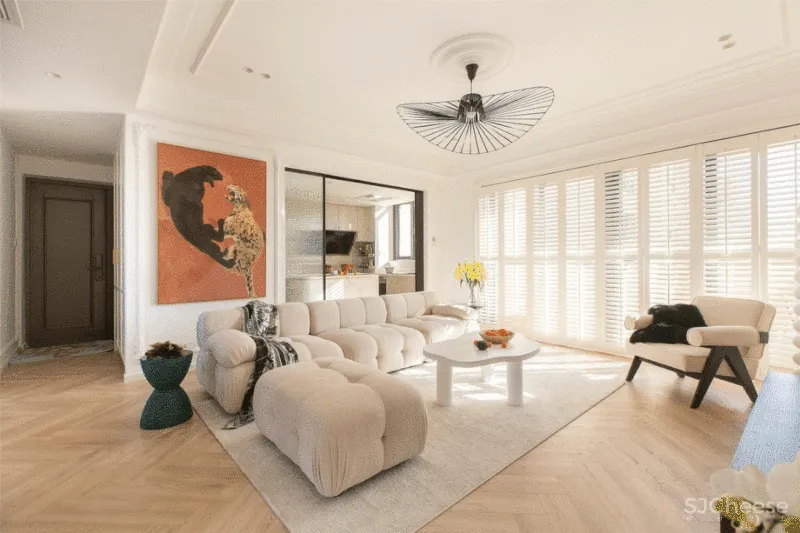 深圳夫妇买下143㎡,两户型打通 厨房合并,勾勒优雅“法式风情”!