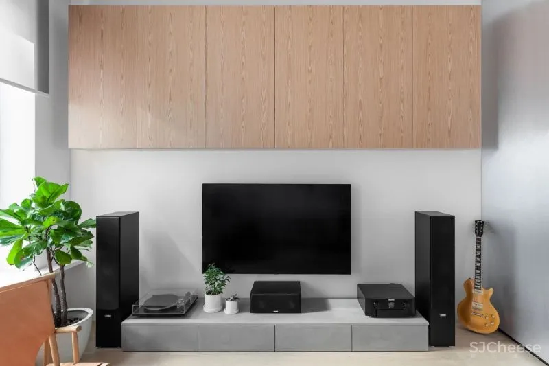 这个看似素雅平淡空间,其实隐藏了一颗躁动不安的心