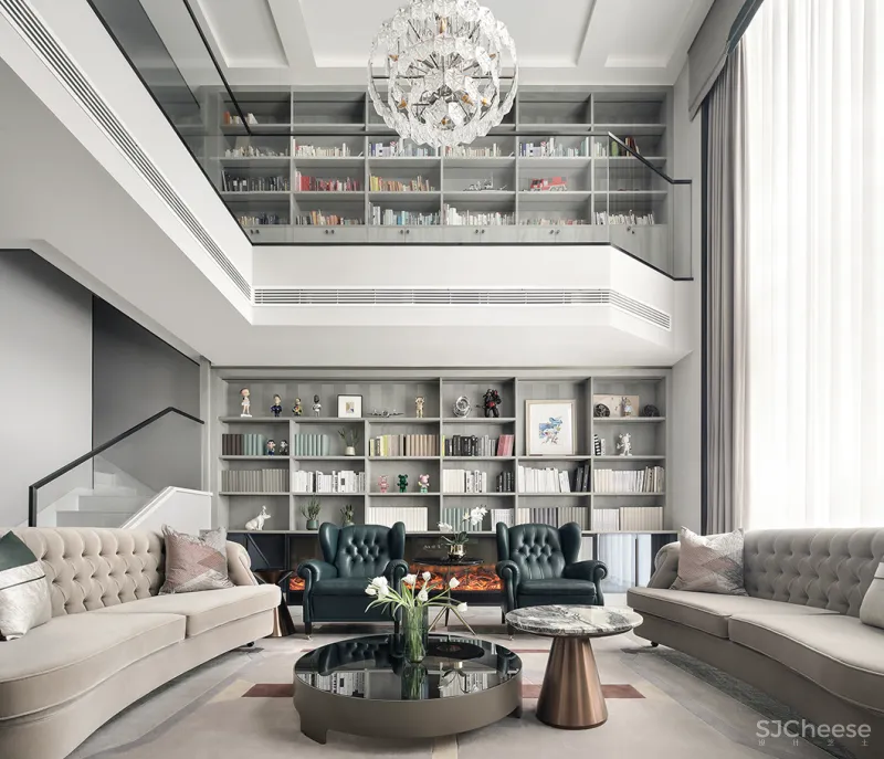 余颢凌：650㎡私人别墅，空间之境，与自然为邻！