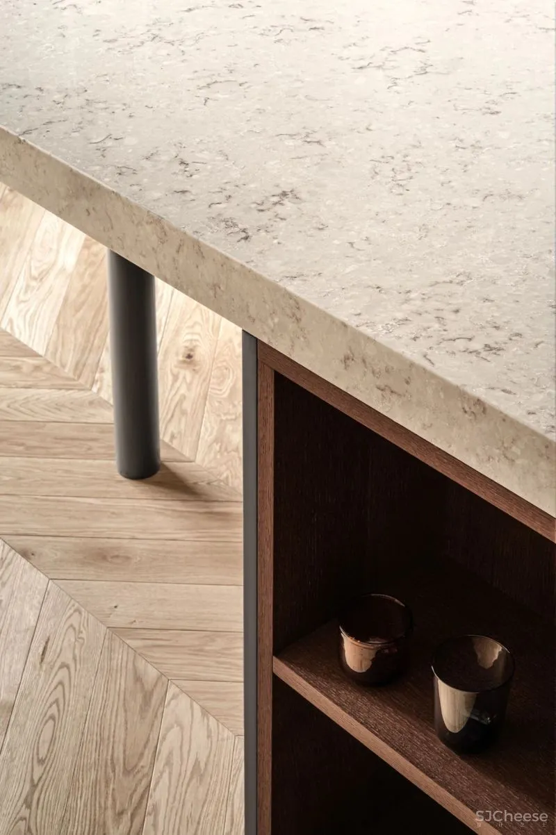 一间62平米的公寓,却有着餐厅般的梦幻美丽,你以为的新鲜感,却是它的日常