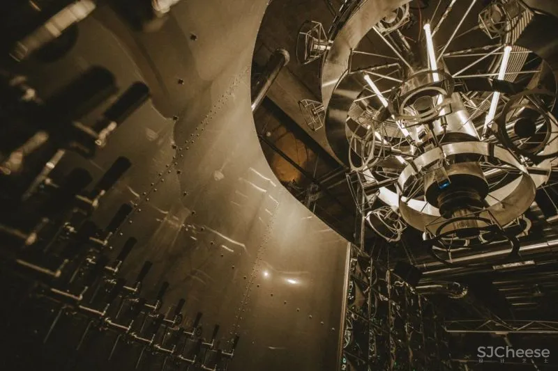 12SQUARE新作18号酒馆天目里店