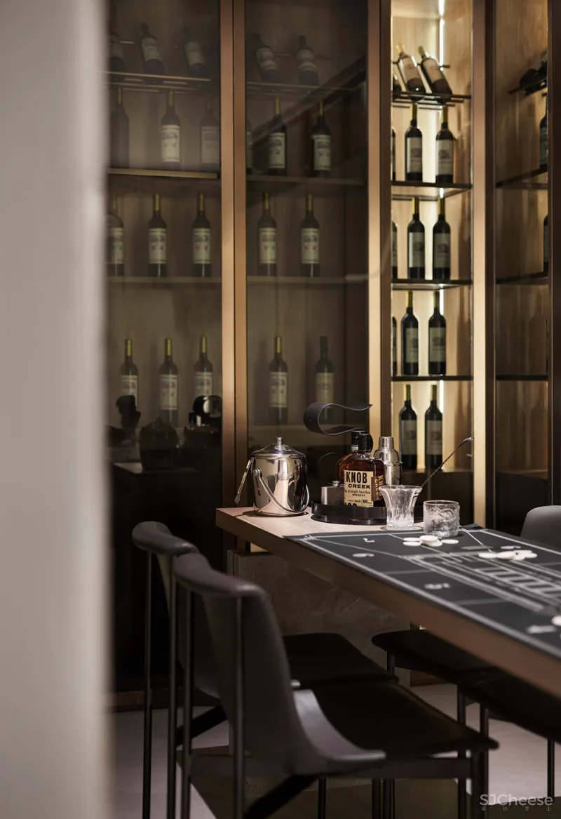 LESTYLE 乐尚设计:254㎡艺术住宅,家的鎏金光影!